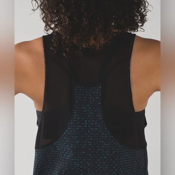 Lululemon Sculpt Tank II - Picture 3 of 7